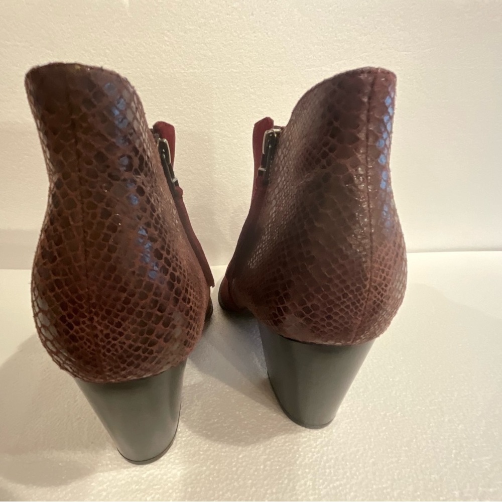 Anne Klein Java Snake Vionic Burgundy Suede Snake… - image 5